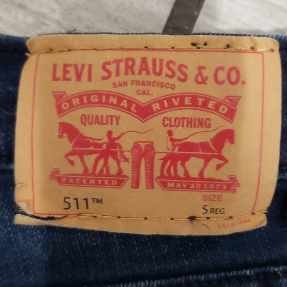Levi boys size: 5 jeans ๐ - Picture 5 of 16